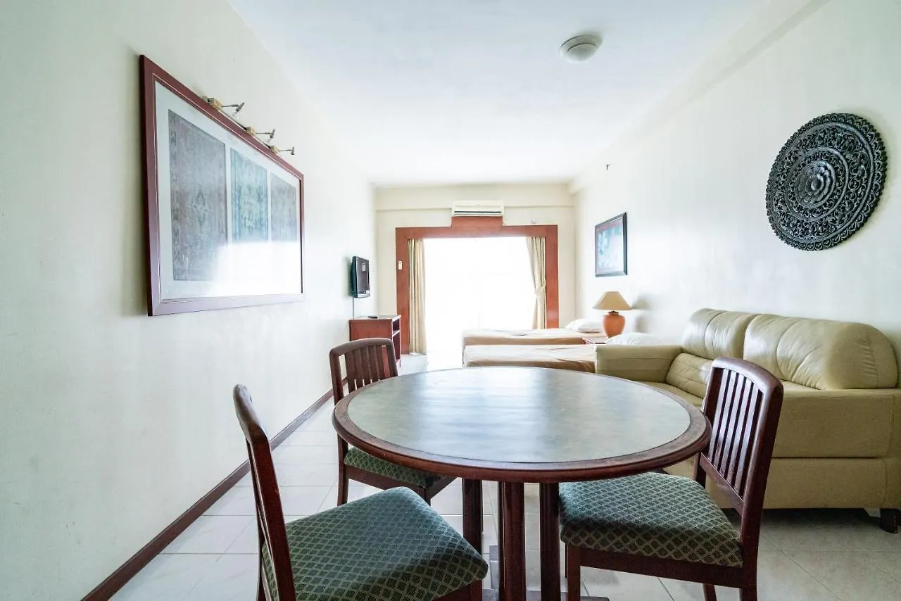 Apartment Spacious Family Beach Resort + Big Balcony @ D' Beach Suites Malaysia